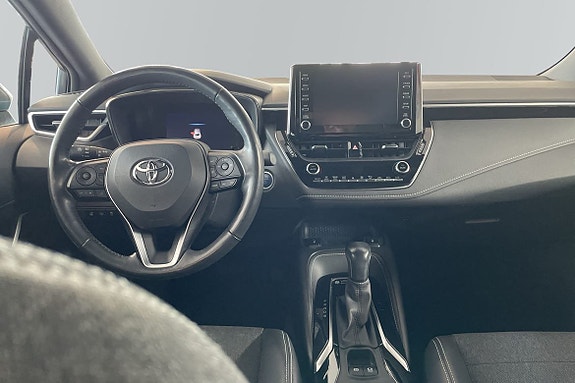 Toyota Corolla 8 of 10