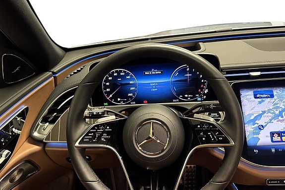 Mercedes-Benz E300 de 13 of 27