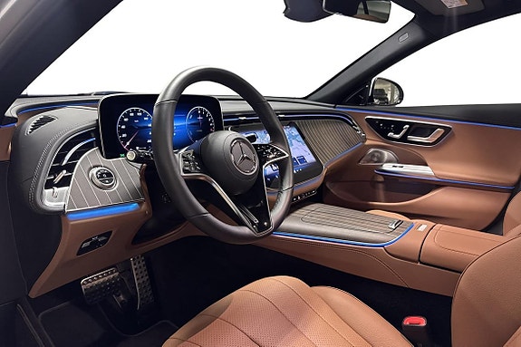 Mercedes-Benz E300 de 9 of 27