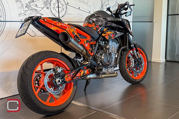 KTM 890 Duke GP 4 of 6