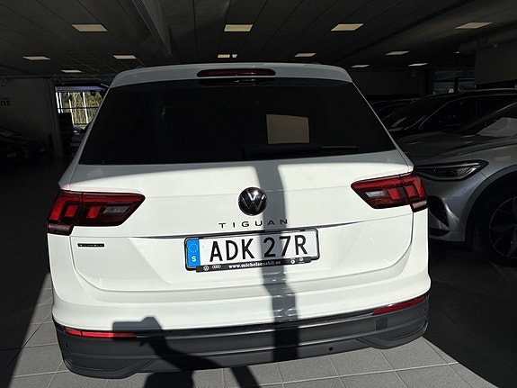 Volkswagen Tiguan Allspace 5 of 12