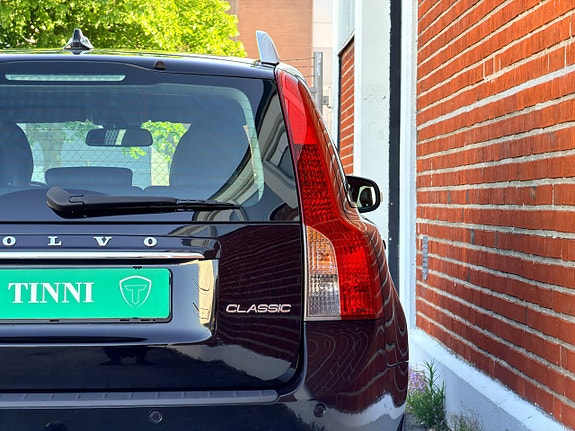 Volvo V50 5 of 19