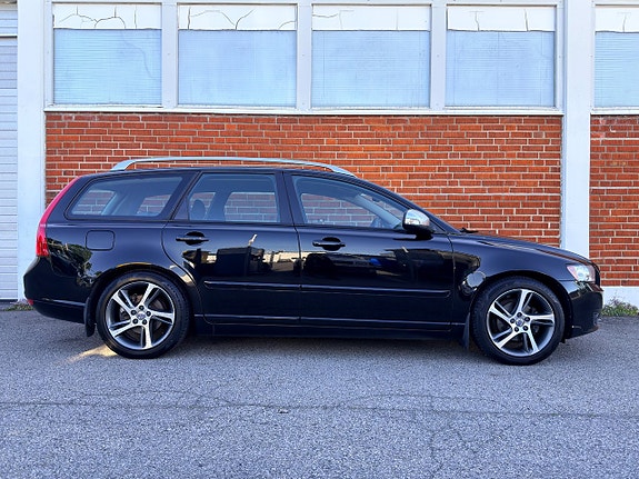 Volvo V50 7 of 19
