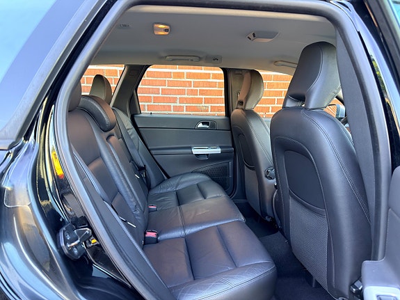 Volvo V50 17 of 19