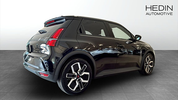 Renault 5 E-Tech 2 of 12