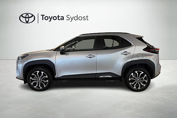 Toyota Yaris Cross 4 of 11