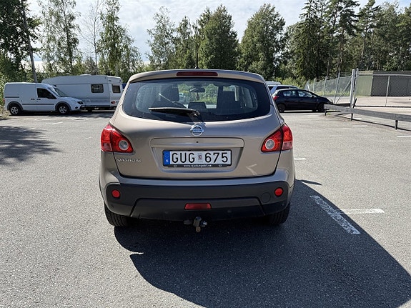 Nissan Qashqai 4 of 11