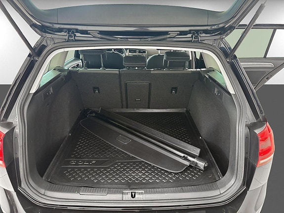 Volkswagen Golf Alltrack 14 of 14