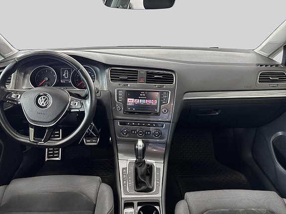 Volkswagen Golf Alltrack 7 of 14