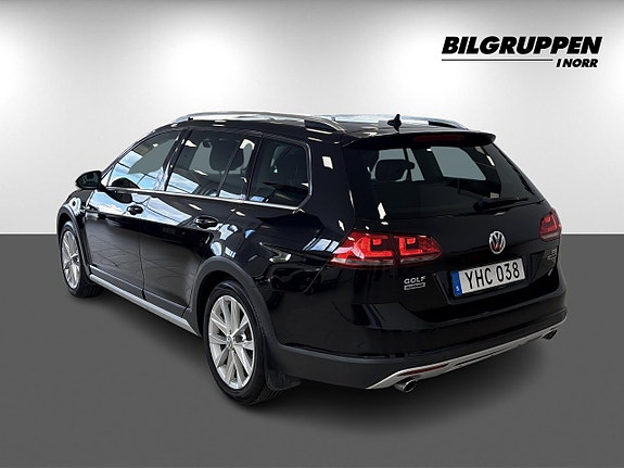 Volkswagen Golf Alltrack 6 of 14