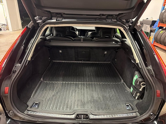 Volvo V90 27 of 28