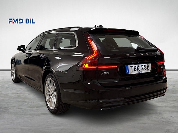 Volvo V90 7 of 28