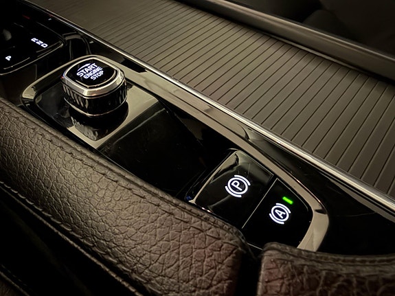 Volvo V90 25 of 28