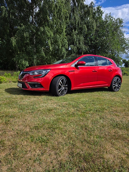 Renault Megane IV 6 of 9