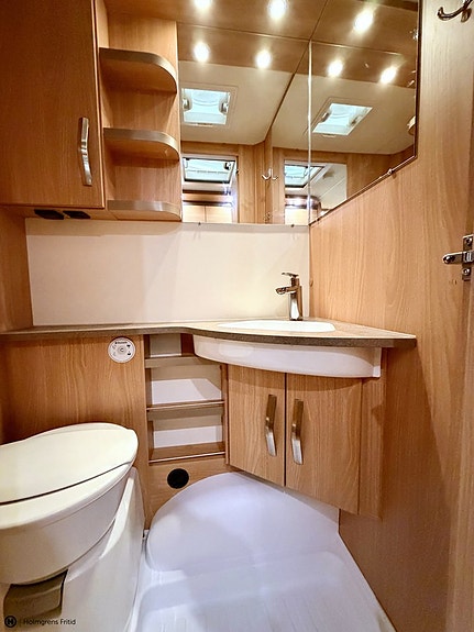 Knaus Sport 460 12 of 12