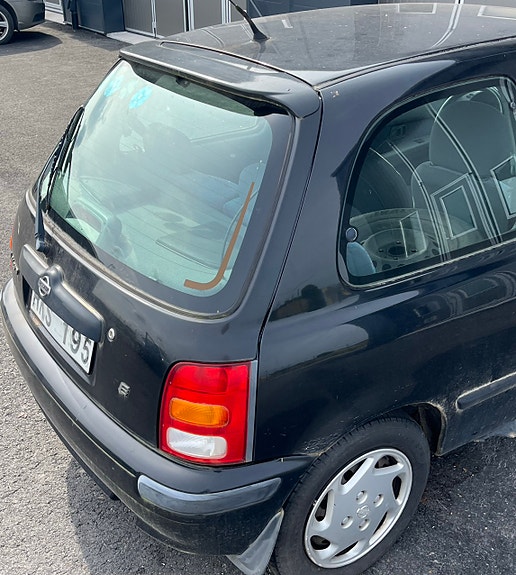 Nissan Micra 7 of 8