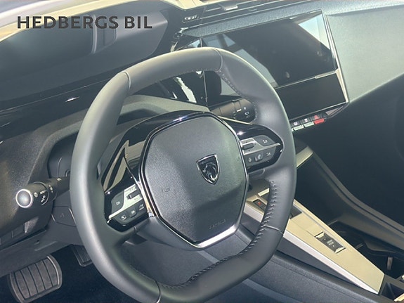 Peugeot 308 SW 10 of 11