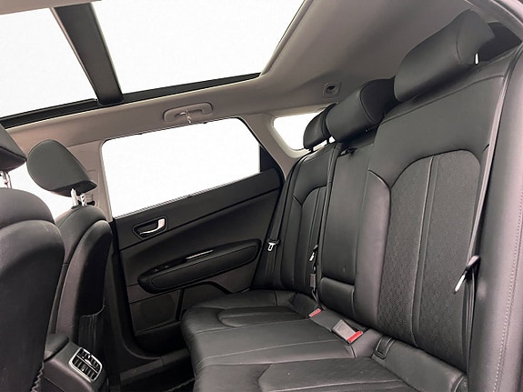 Kia Optima 18 of 30