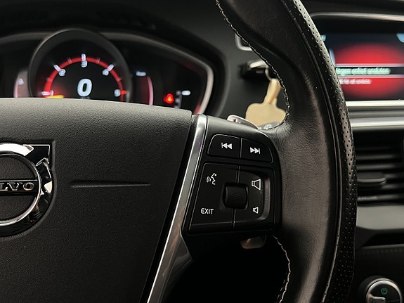 Volvo V40 19 of 30