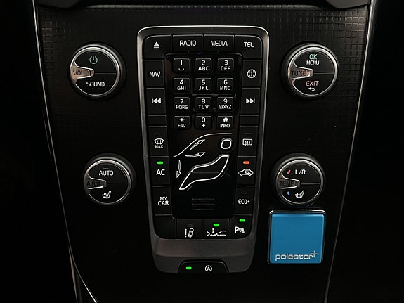 Volvo V40 24 of 30
