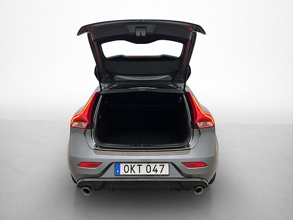 Volvo V40 29 of 30