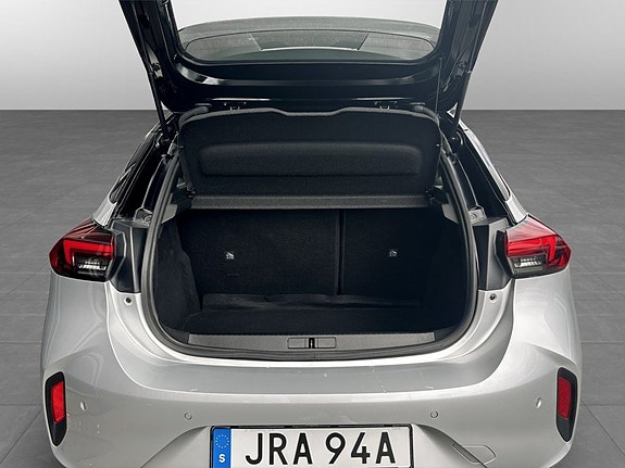 Opel Corsa 16 of 16