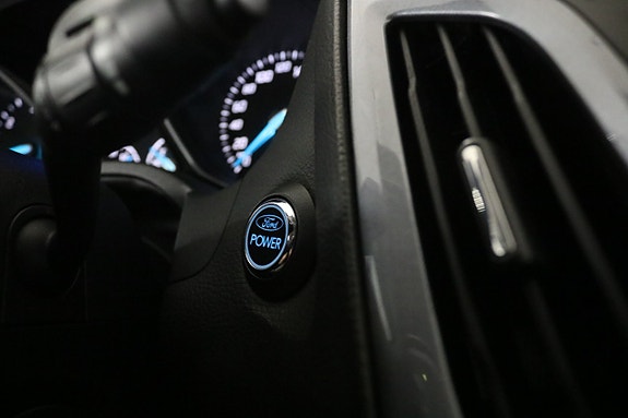 Ford Focus 21 of 21