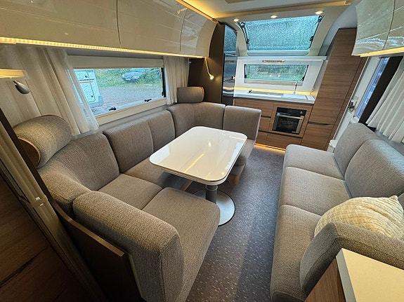 Adria ALPINA 663HT 10 of 18