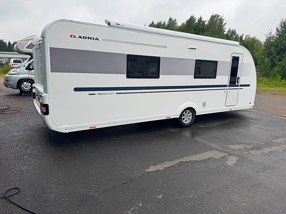 Adria ALPINA 663HT 2 of 18