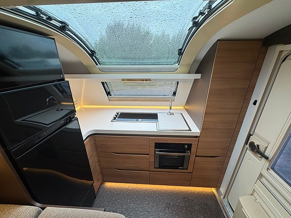 Adria ALPINA 663HT 7 of 18
