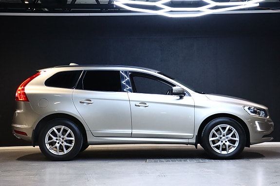 Volvo XC60 6 of 25