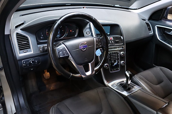 Volvo XC60 9 of 25