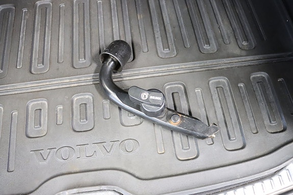 Volvo XC60 15 of 25