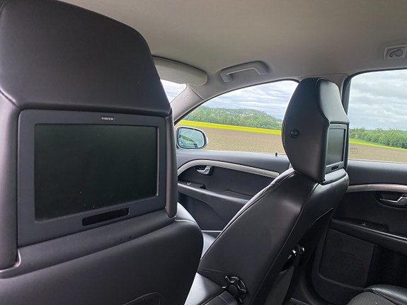 Volvo V70 14 of 17