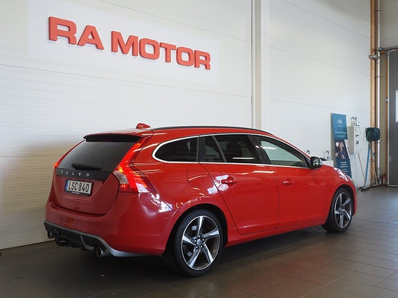 Volvo V60 5 of 24