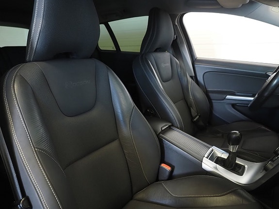 Volvo V60 9 of 24