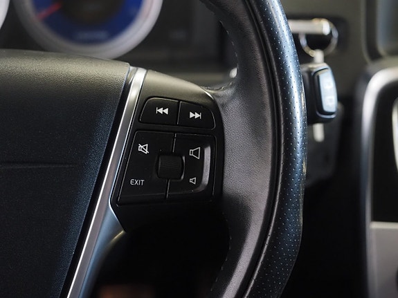 Volvo V60 22 of 24