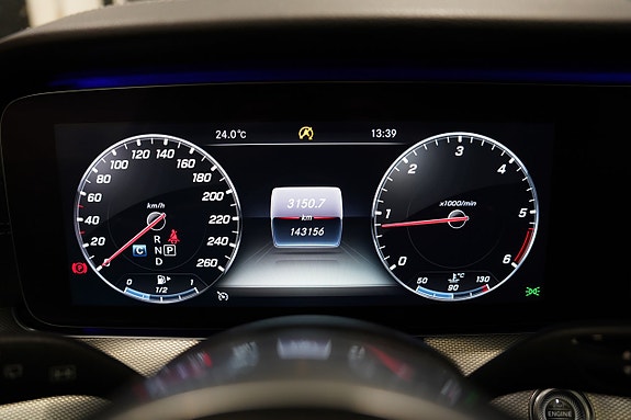Mercedes-Benz E220 d 14 of 27