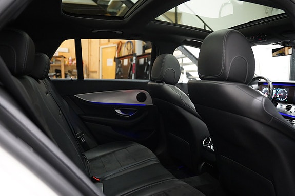 Mercedes-Benz E220 d 24 of 27