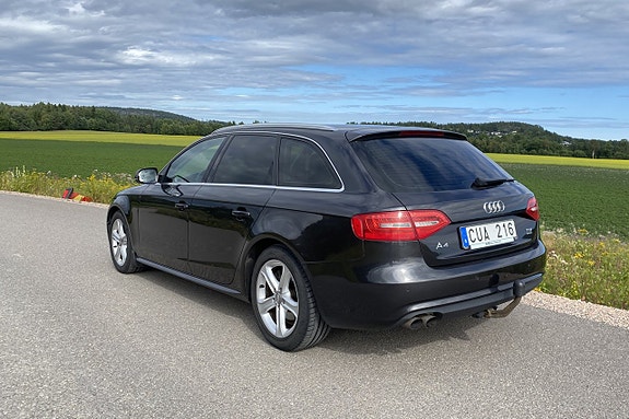 Audi A4 3 of 18
