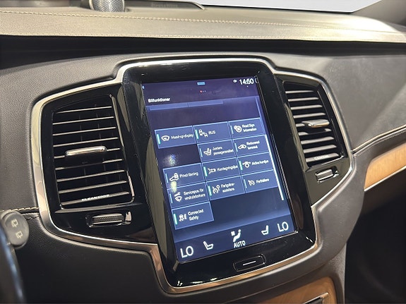 Volvo XC90 9 of 26