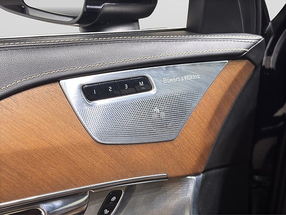 Volvo XC90 18 of 26