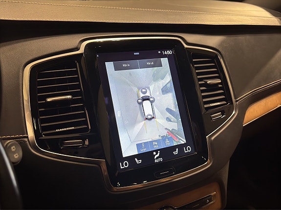 Volvo XC90 20 of 26