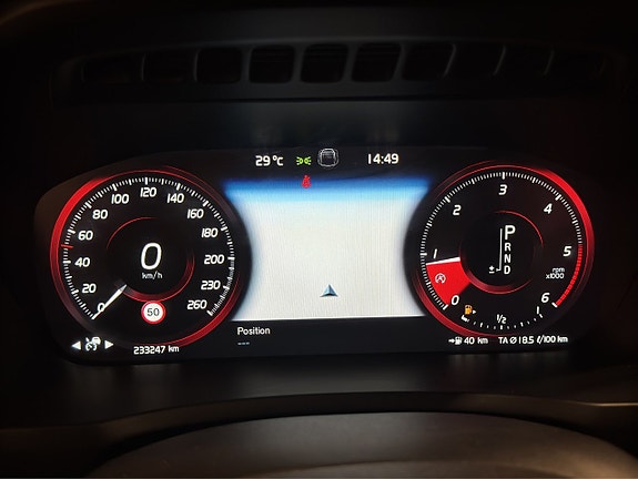 Volvo XC90 23 of 26
