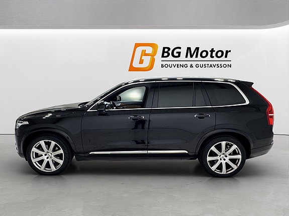 Volvo XC90 7 of 26