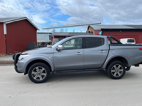 Mitsubishi L200 4 of 7