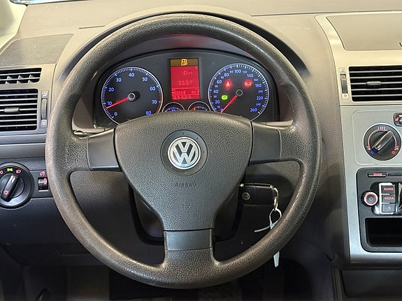 Volkswagen Touran 18 of 20