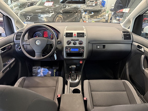 Volkswagen Touran 17 of 20