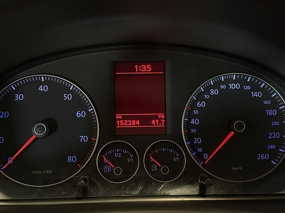 Volkswagen Touran 12 of 20