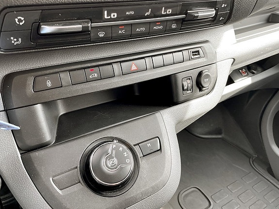 Peugeot Expert 16 of 19
